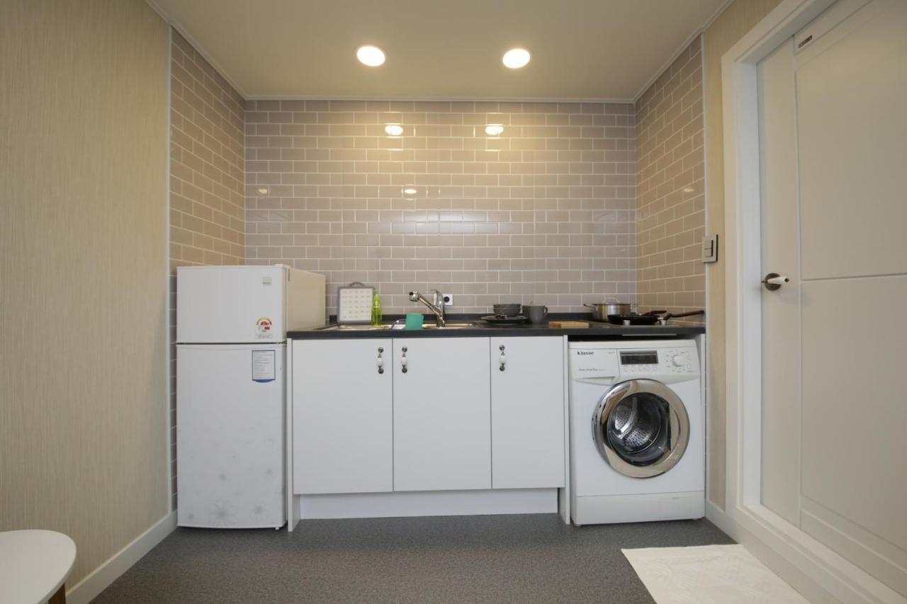 Hostel Familie Busan Station מראה חיצוני תמונה