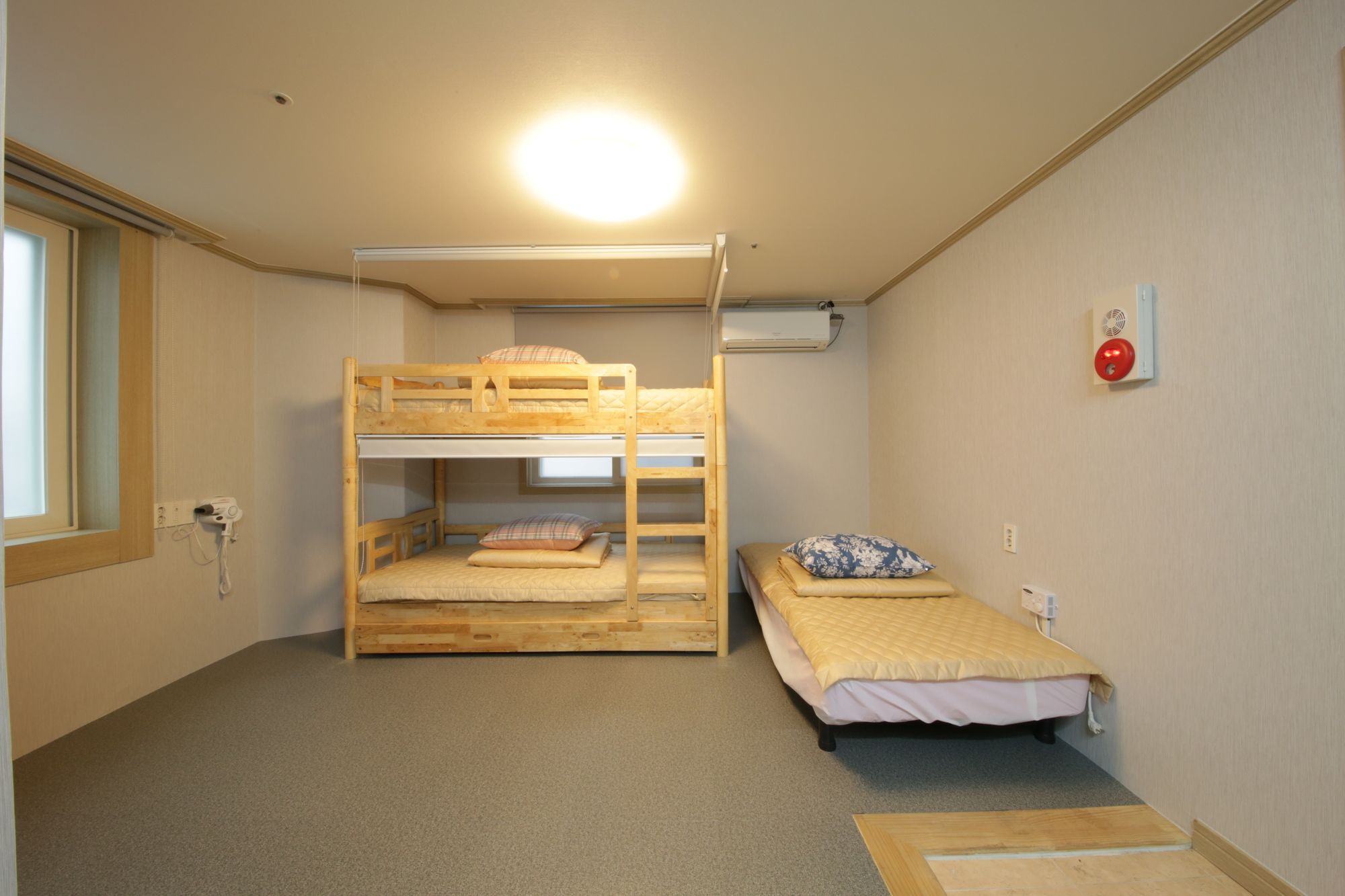 Hostel Familie Busan Station מראה חיצוני תמונה
