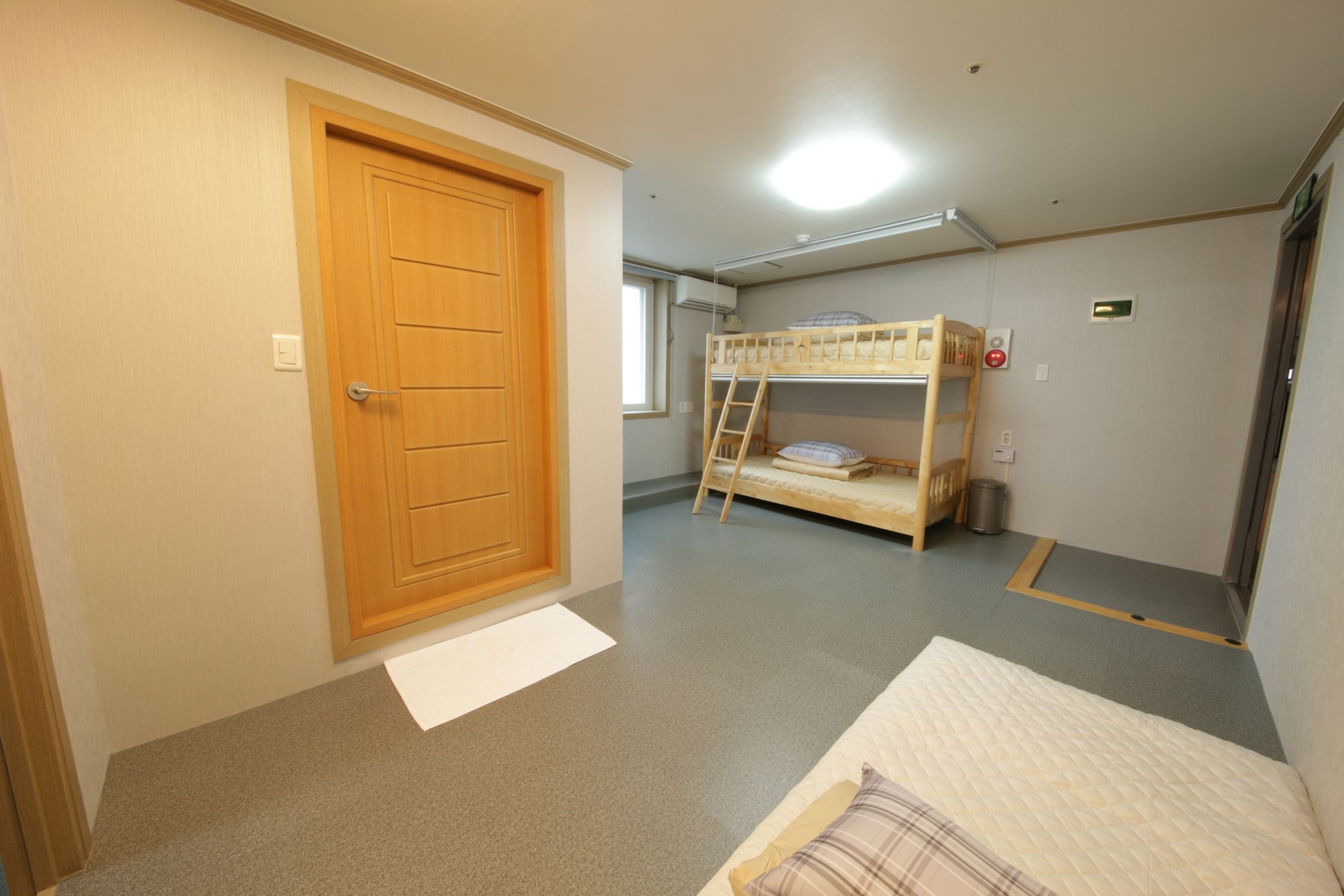 Hostel Familie Busan Station מראה חיצוני תמונה